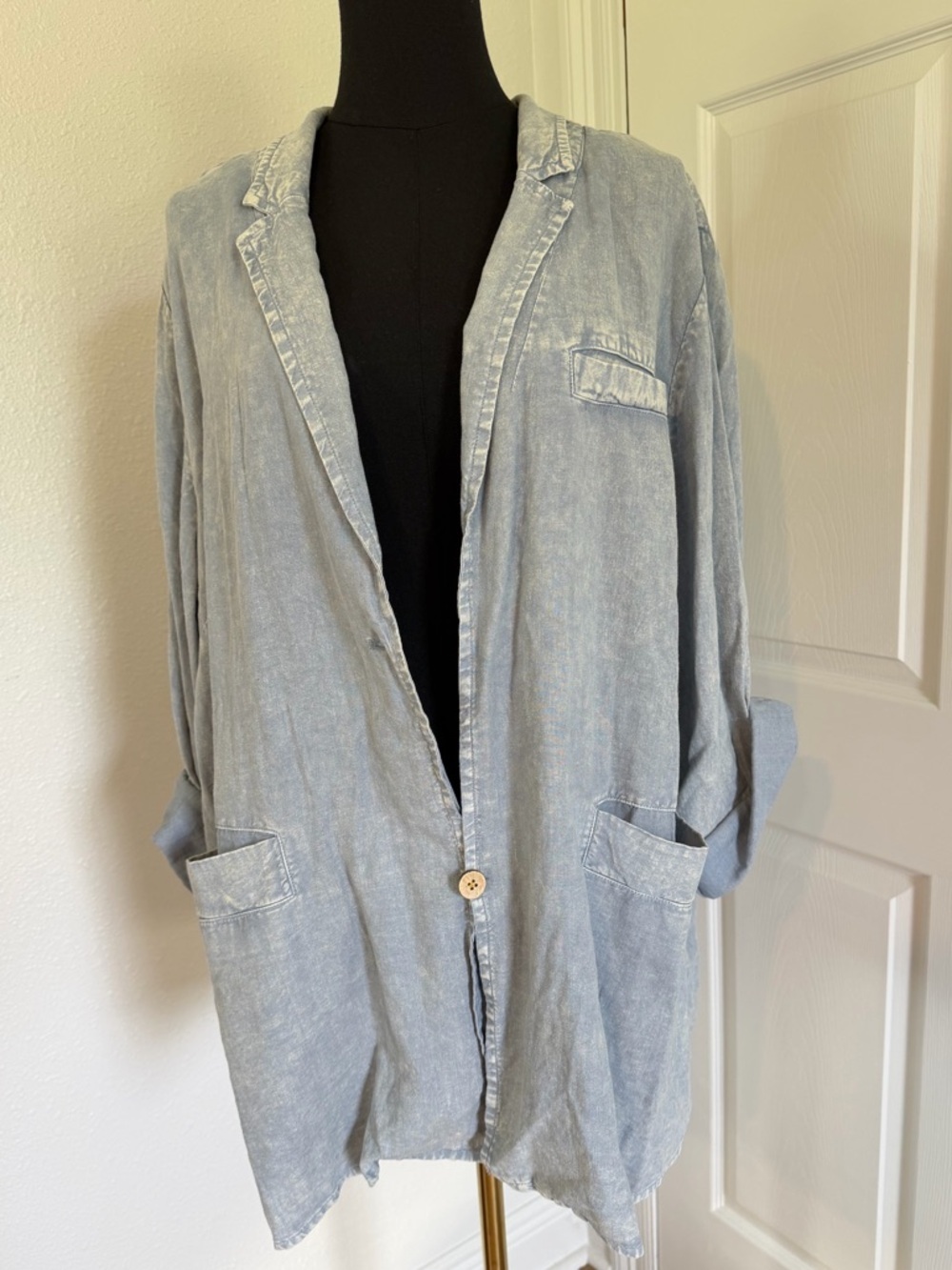 Peace Love World Chambray Button Down Shirt Oversized Lightweight Blue Top L